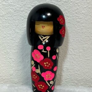 Sosaku Kokeshi Japanese Wooden Doll Carved Black Pink Red Kimono